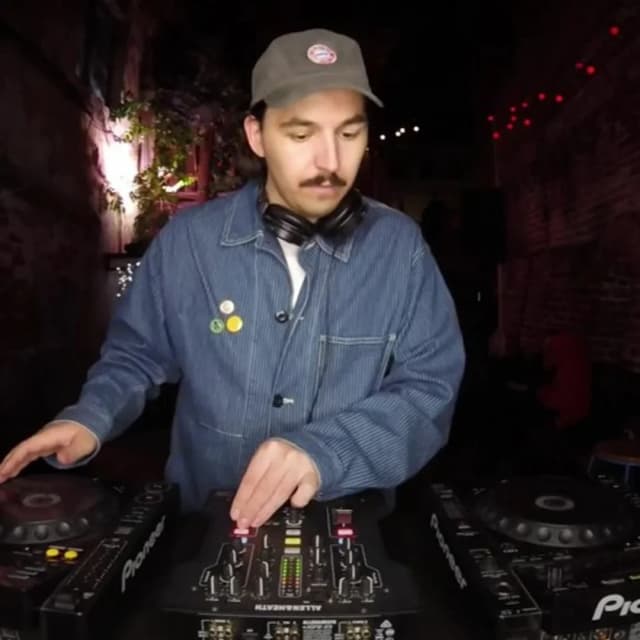 Vertigini RTS.FM x Paranoia Bar Kazan