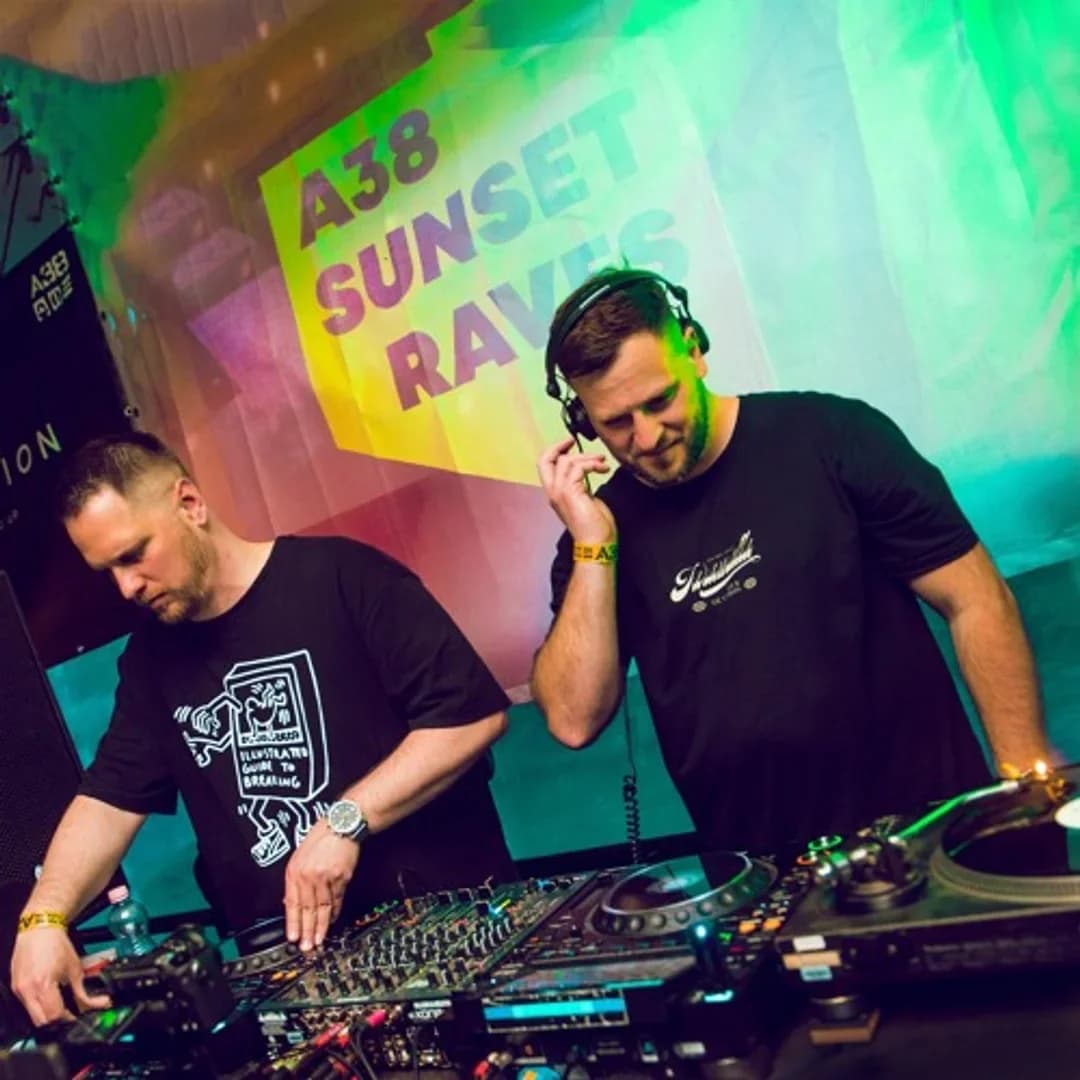 RTS.FM Budapest x Fine Selection #136 • Season Opening - Monoclick b2b Electric Boutique @ A38 Ship