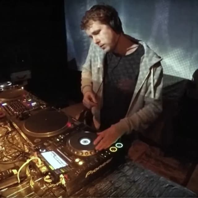 Tolo / Mate Tollner RTS.FM Budapest 18.02.2017