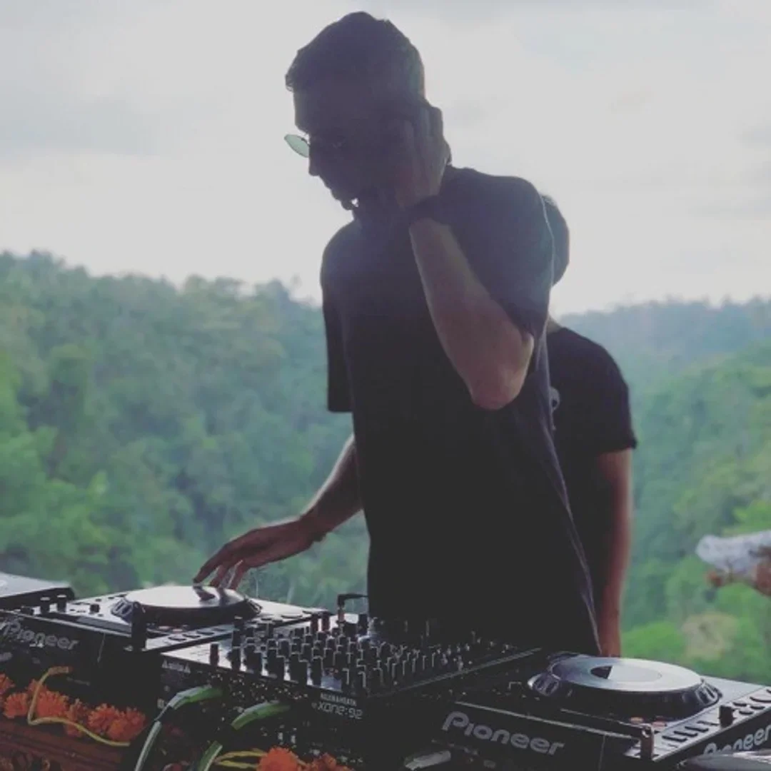 Rozen RTS.FM x DESØNER - Nishavarana at The Temple Bali 23.11.2019