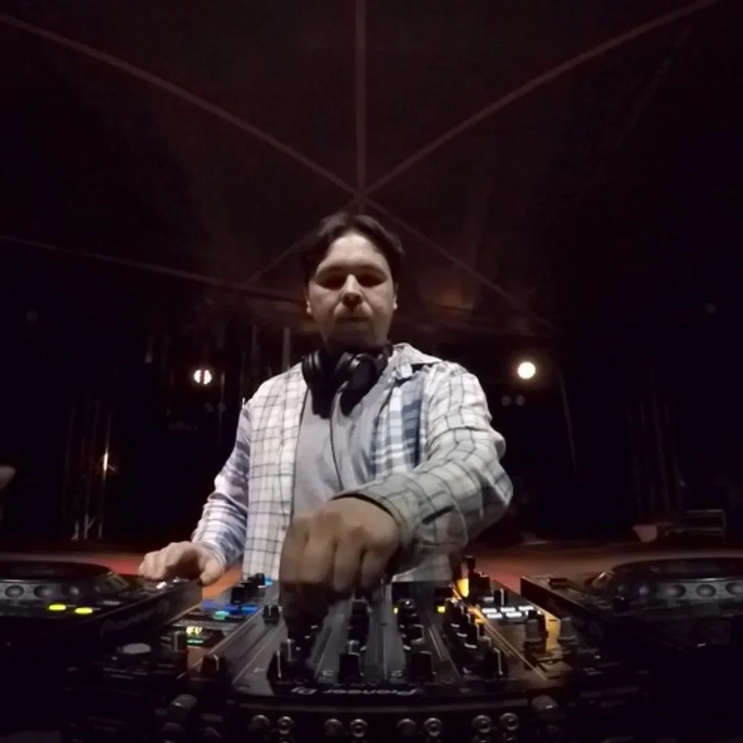 Modento Own Production Only RTS.FM X Bar Sol' Kazan