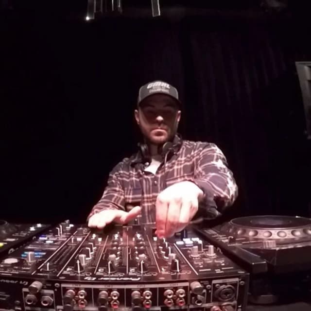 Doni RTS.FM X Bar Sol' Kazan