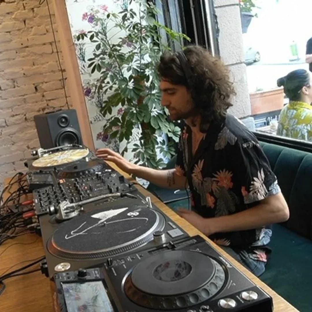 U-Seph | RTS.FM Budapest x Vinyl & Wood | 05.06.2021
