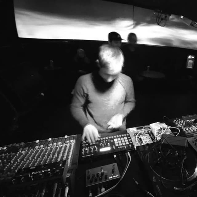Garpo live RTS.FM Budapest 17.02.2017
