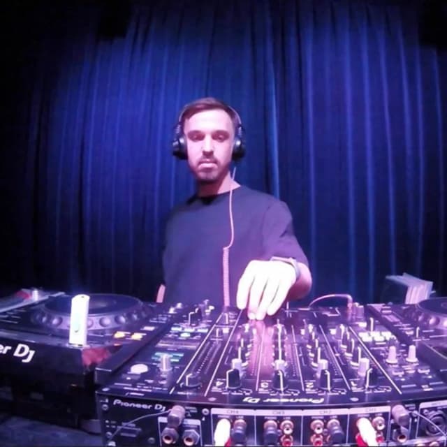 Shinov RTS.FM X Bar Sol' Kazan