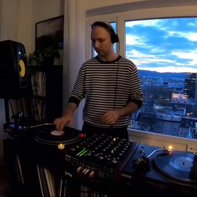 Petkonik RTS.FM Zurich x Hearts Society 20.03.2021