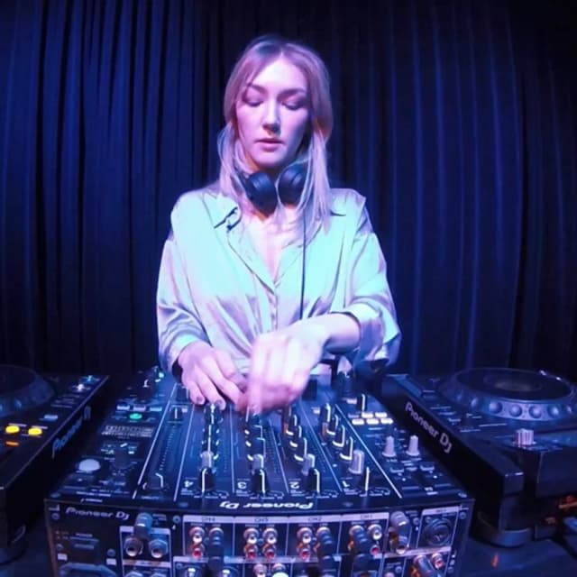 аnnekineko RTS.FM X Bar Sol' Kazan
