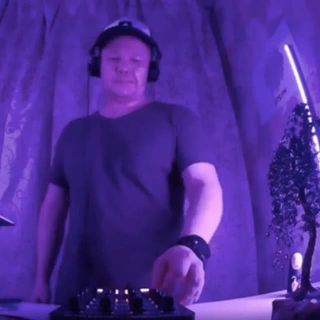 Nail RTS.FM Nizhnevartovsk home studio
